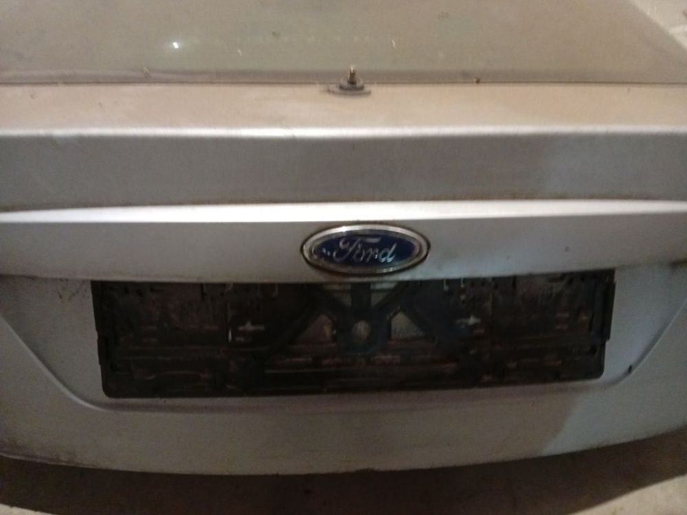 Ford Mondeo 2002 Door handle tailgate boot trim strip cover - REAR - Thumbnail 4