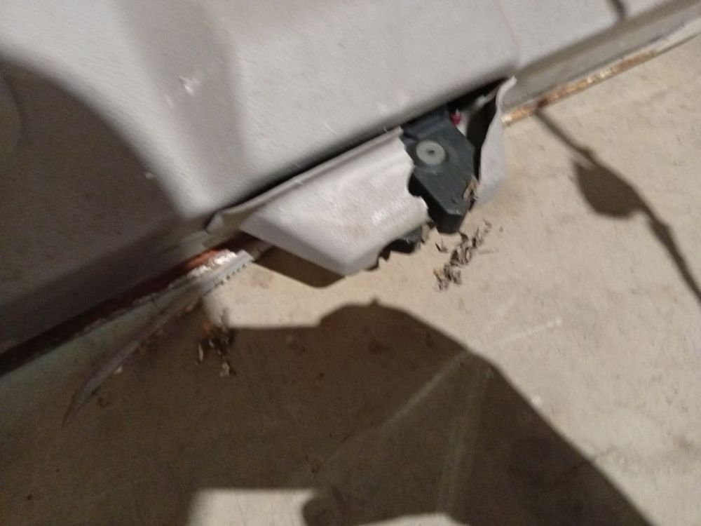 Ford Mondeo 2002 Trunk Lid Lock Latch - REAR