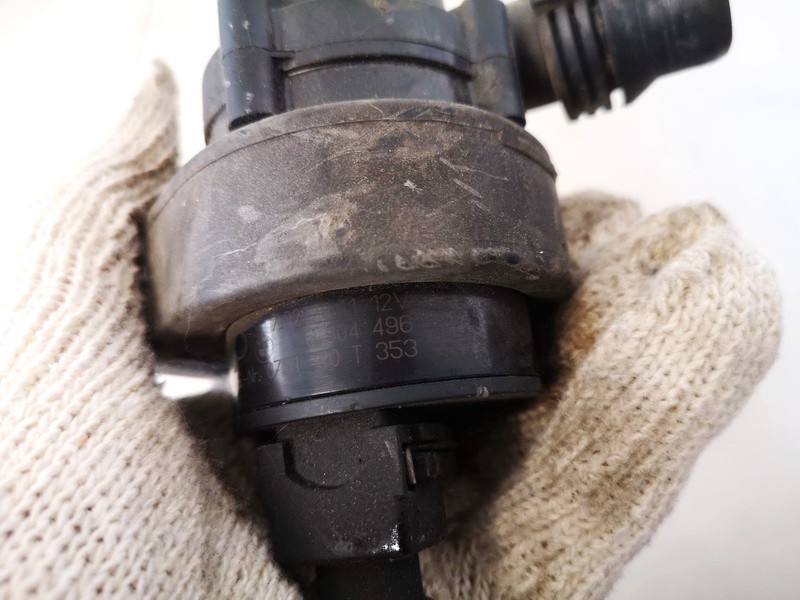 6904496 used Auxiliary Coolant Water Pump (Heater Core Control Valve