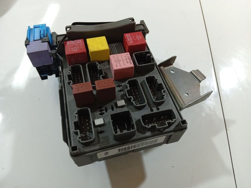 8200368382 Renault Espace 2004 Skrzynka bezpieczników