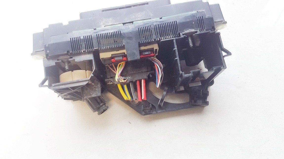 used used Climate Control Panel (heater control switches) Volkswagen