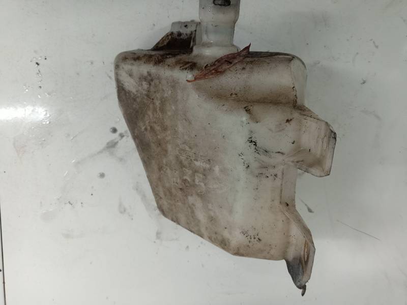 Nissan Almera Tino 2003 Windshield Washer Reservoir tank (WASHER BOTTLE)