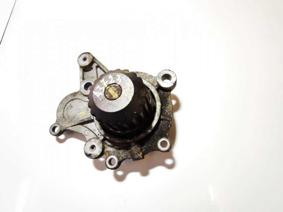 Hyundai Elantra 2001 Bomba de agua