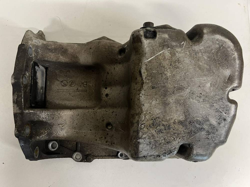 Toyota Yaris 2006 Engine crankcase (Oil Pan)