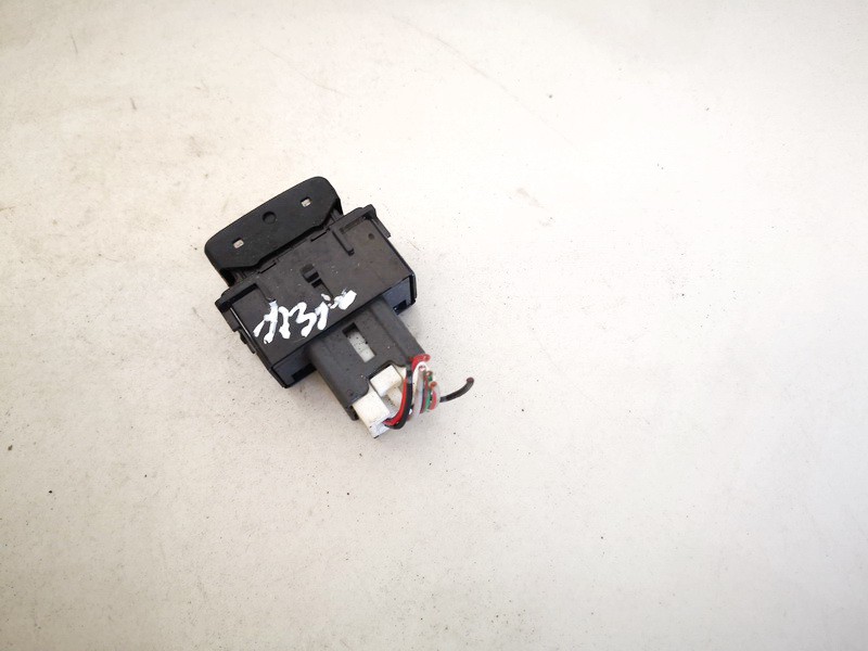 Nissan Murano 2005 Heated Seat Switch - Thumbnail 3