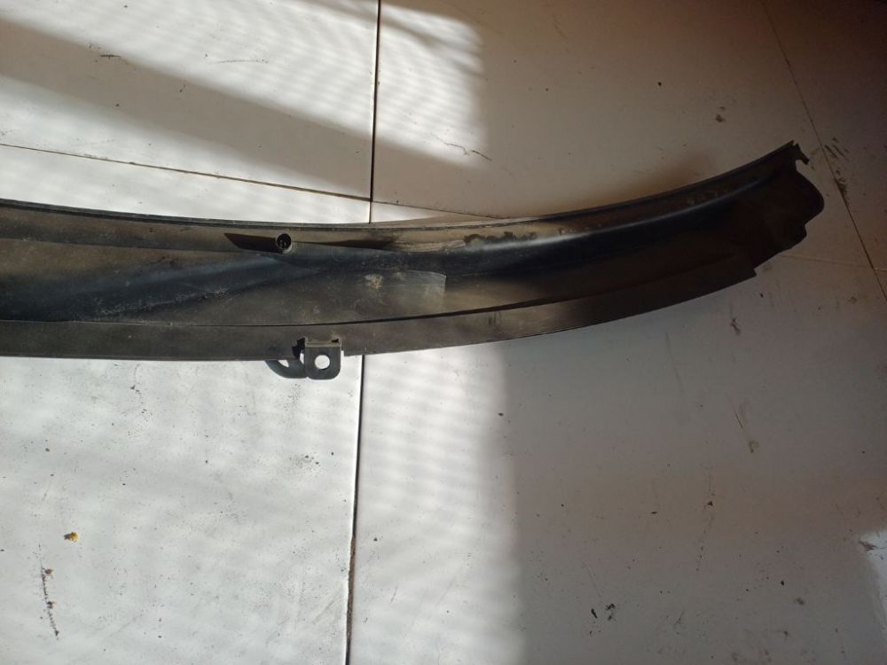 4F1819403 Audi A6 2005 Wiper Muolding - FRONT - Thumbnail 3