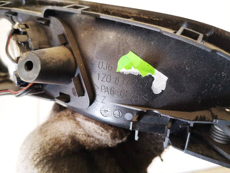 1Z0837247 Skoda Yeti 2012 Door Handle Interior - FRONT RIGHT - Thumbnail 3