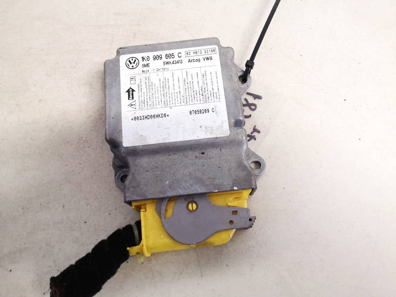 1K0909605C Volkswagen Golf Plus 2005 Airbag crash sensors module