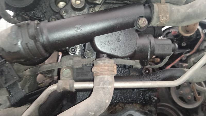 038121132D Seat Leon 2005 Coolant Flange (Engine Coolant Thermostat Housing Cover) - Thumbnail 2