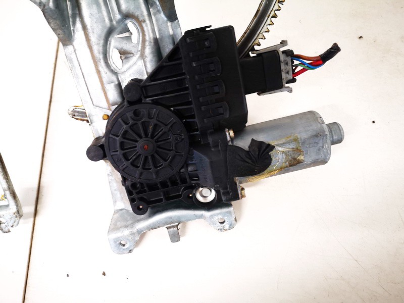 0130821769 Opel Zafira 2000 Duru lango pakelejo varikliukas P.D.