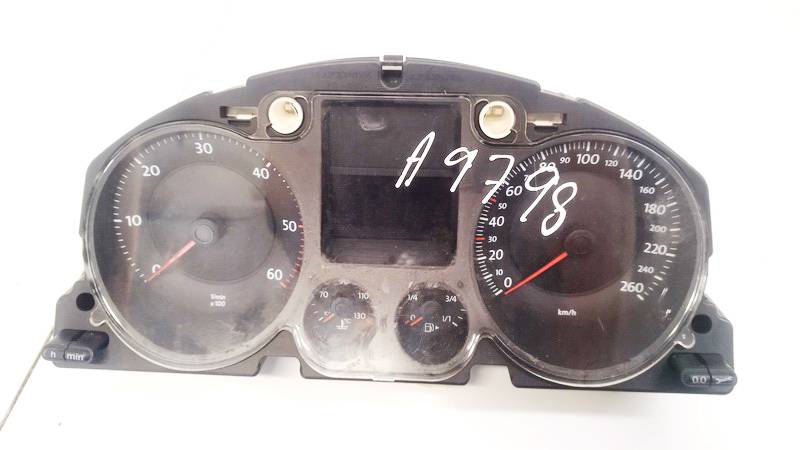 3C0920850L Volkswagen Passat 2006 Tacho Tachometer Kombiinstrument