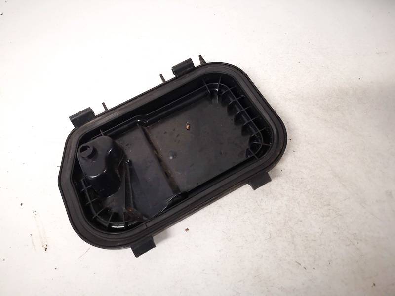 16016300L Audi A6 2005 Headlight bulb dust cover cap - FRONT - Thumbnail 2