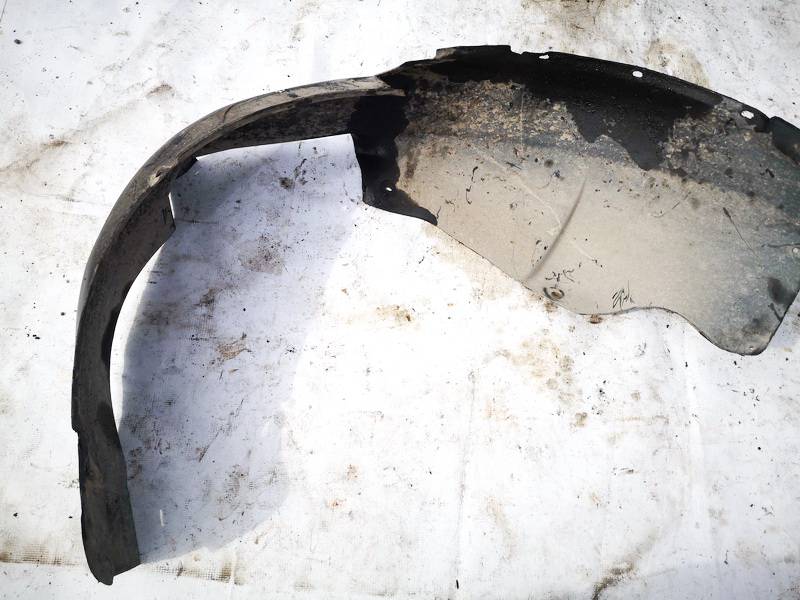 1U0809962 Skoda Octavia 2004 Plastmasas zemspārns - PRIEKŠA PA LABI