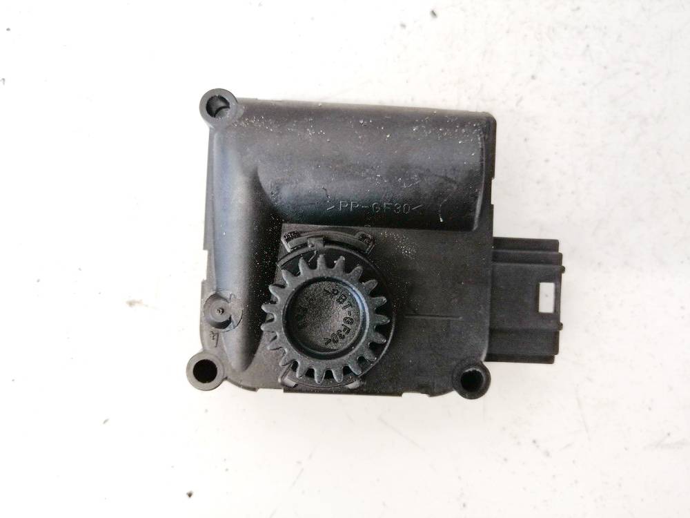 4E0820511 Volkswagen Touareg 2004 Heater Vent Flap Control Actuator Motor - Thumbnail 2