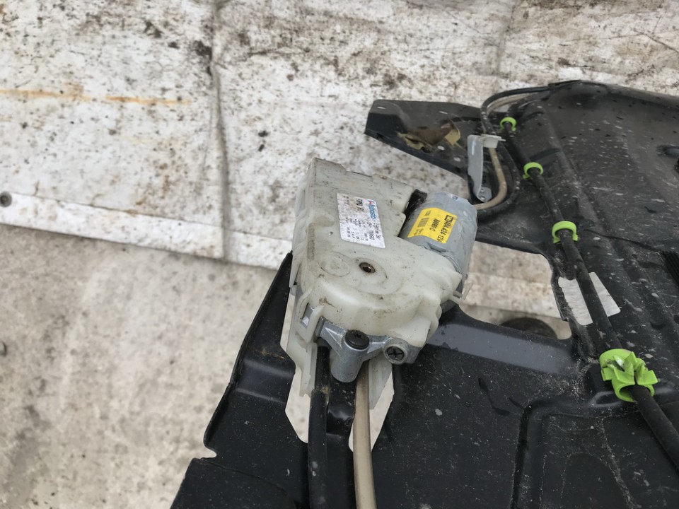 88060C Peugeot 307 2003 Sunroof Motor