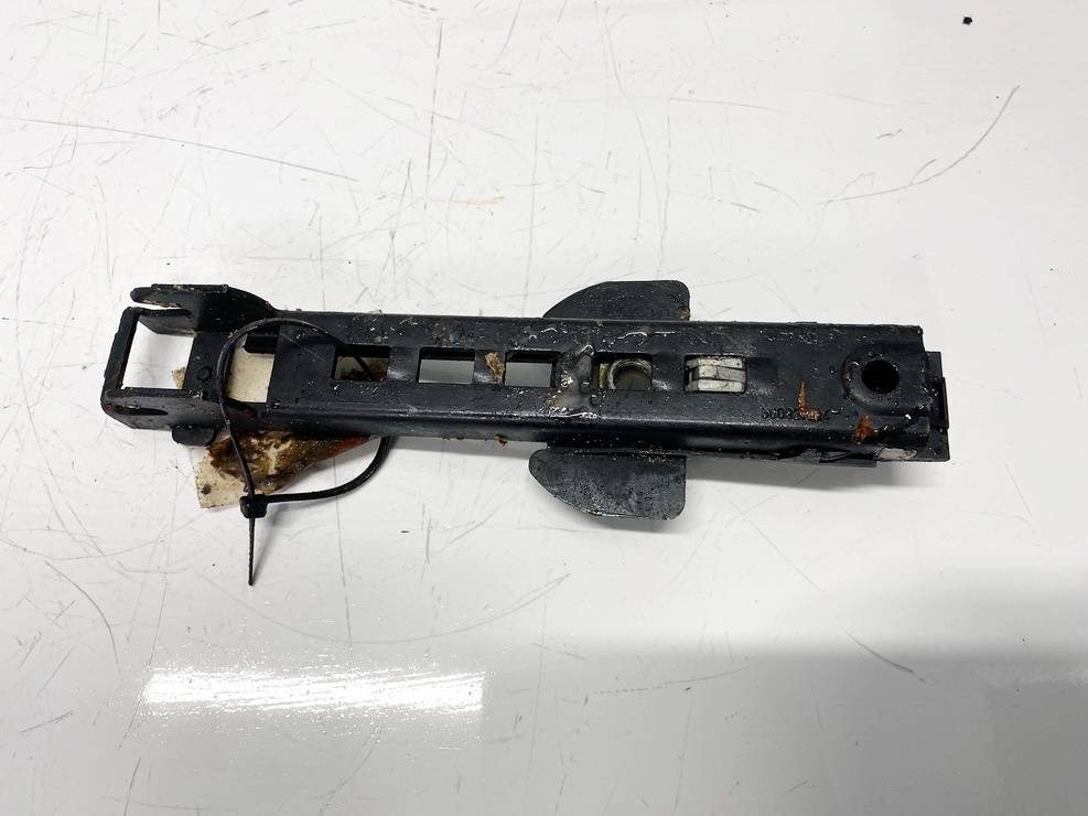 8E0857833A Audi A6 2005 Other holders