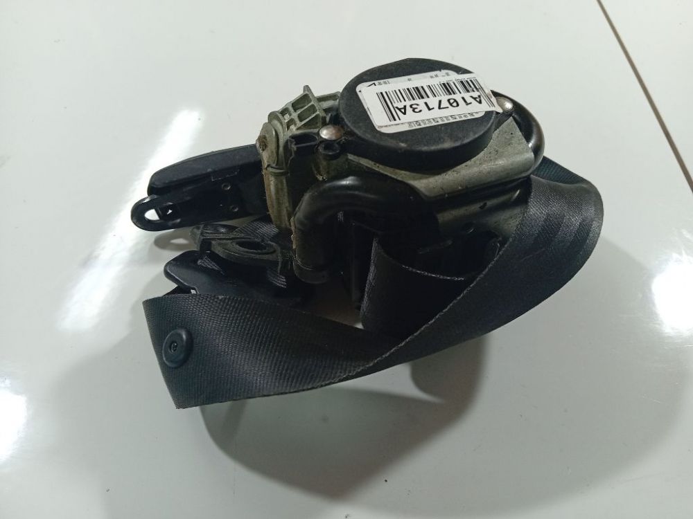615479100 Skoda Superb 2009 Seat belt - FRONT RIGHT