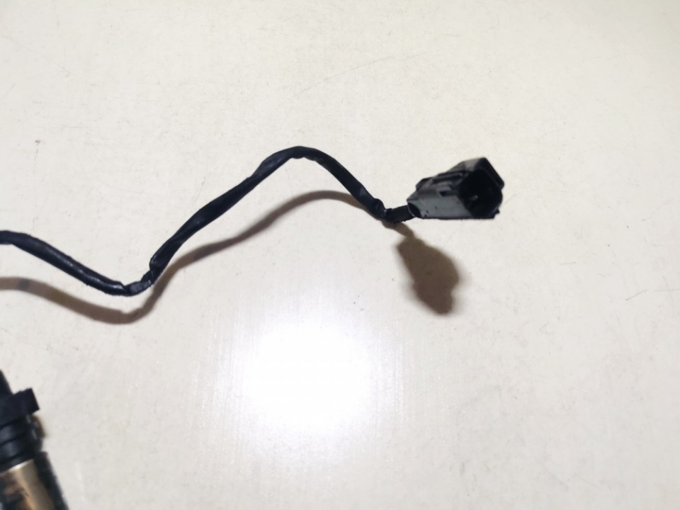 1275599 Volvo V70 2002 Apatinis holo daviklis - Thumbnail 3