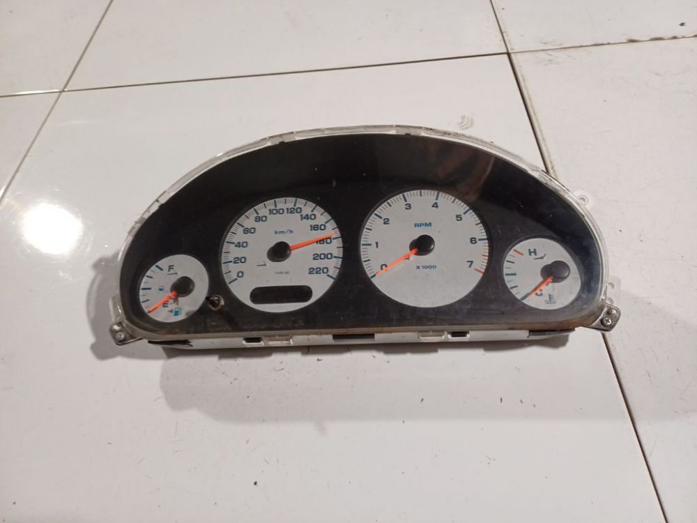 P05082410AF Chrysler Voyager 2004 Prędkościomierz – panel instrumentów