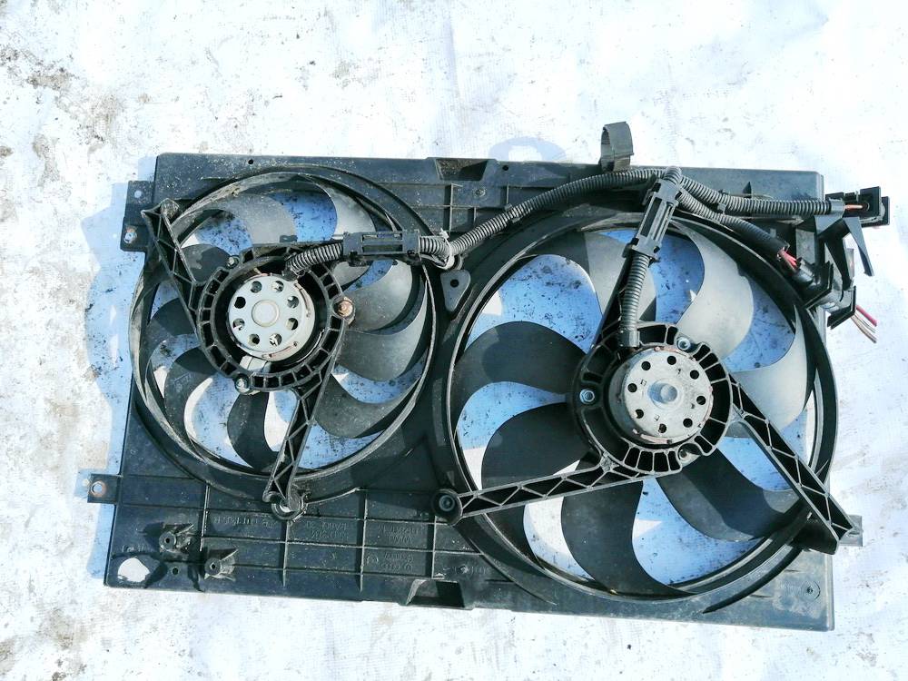 1J0121207M Volkswagen Bora 1999 Diffuser, Radiator Fan