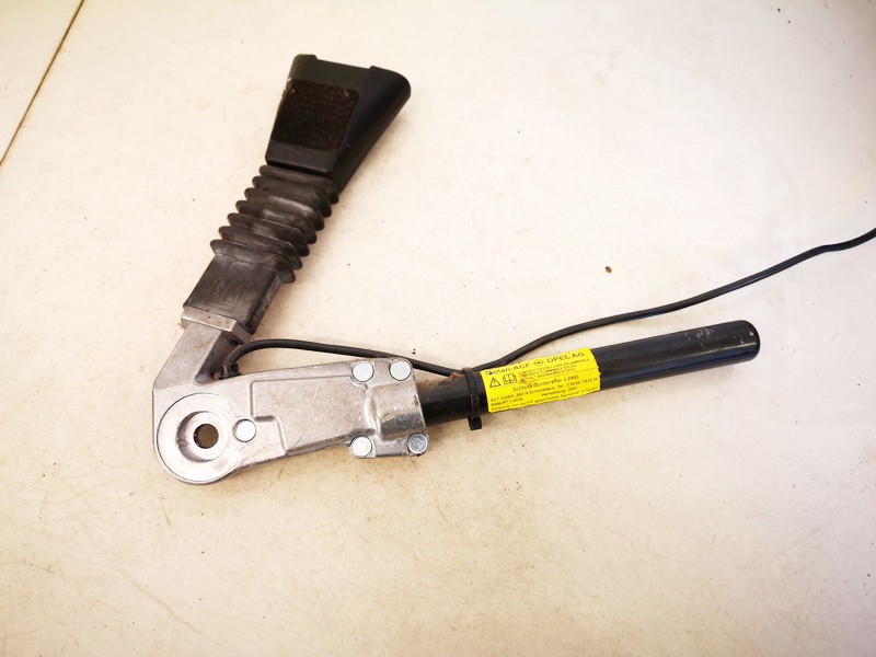 90585747 Opel Vectra 2001 Seat belt holder (Seat belt Buckle) - FRONT LEFT