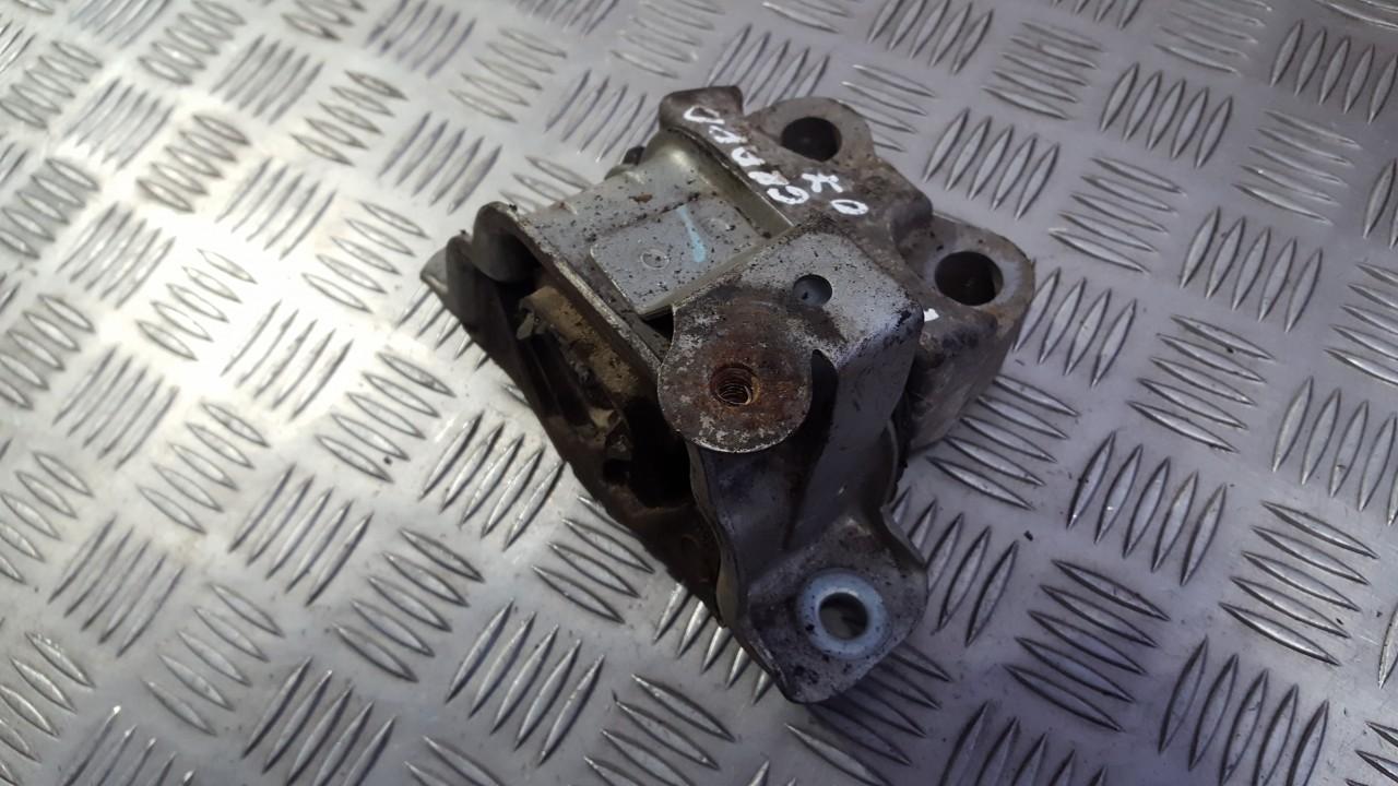 071a2368 071 a236 8 Engine Mounting and Transmission Mount (Engine