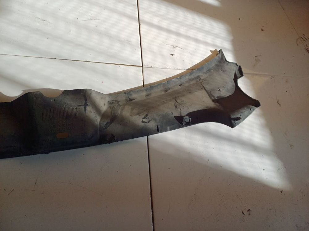 4F0807081 Audi A6 2005 Pyyhkijän mekanismin suojus - Thumbnail 3