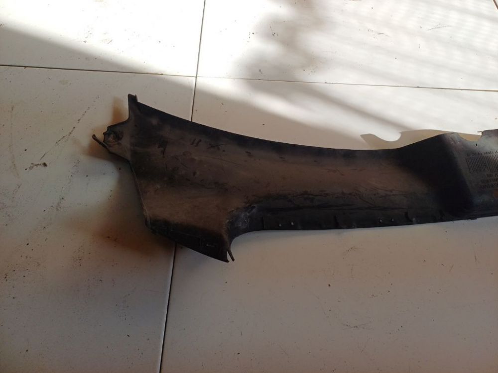 4F0807081 Audi A6 2005 Pyyhkijän mekanismin suojus - Thumbnail 4