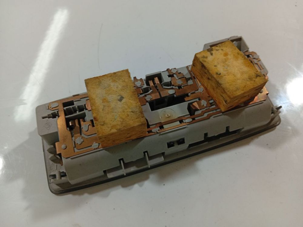 8200003037 Renault Espace 2004 Interior Light - FRONT - Thumbnail 2