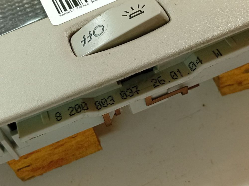 8200003037 Renault Espace 2004 Interior Light - FRONT - Thumbnail 4