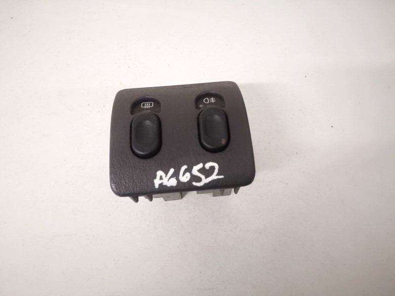 39754D Chrysler Neon 1999 Stikla apsildes poga