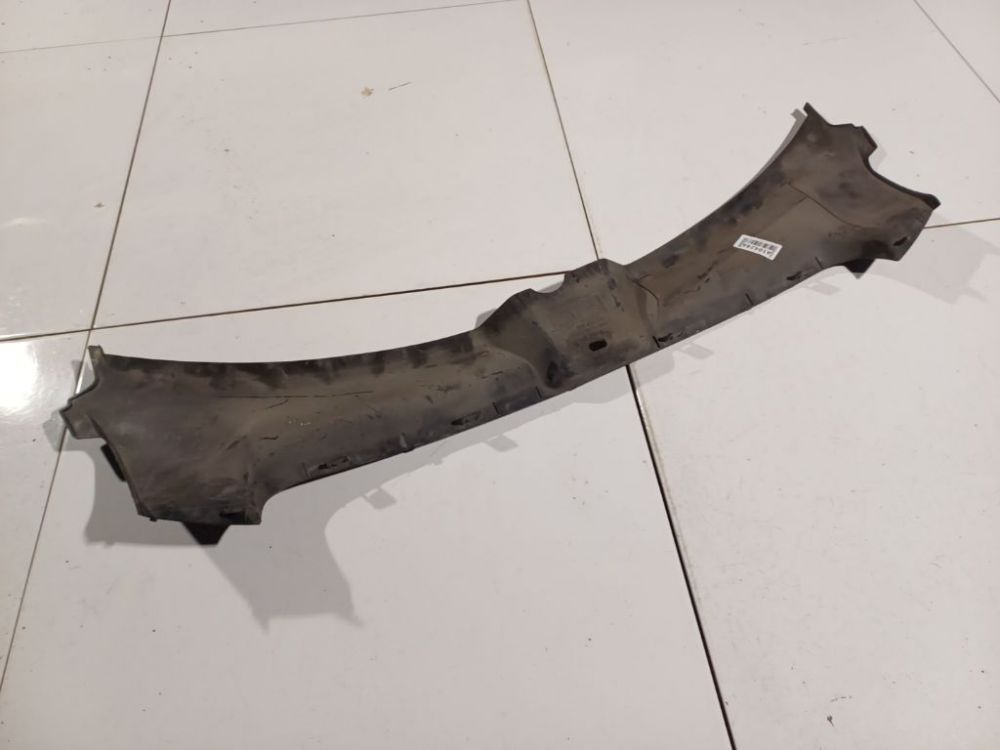 4F0807081 Audi A6 2006 Pyyhkijän mekanismin suojus - Thumbnail 2