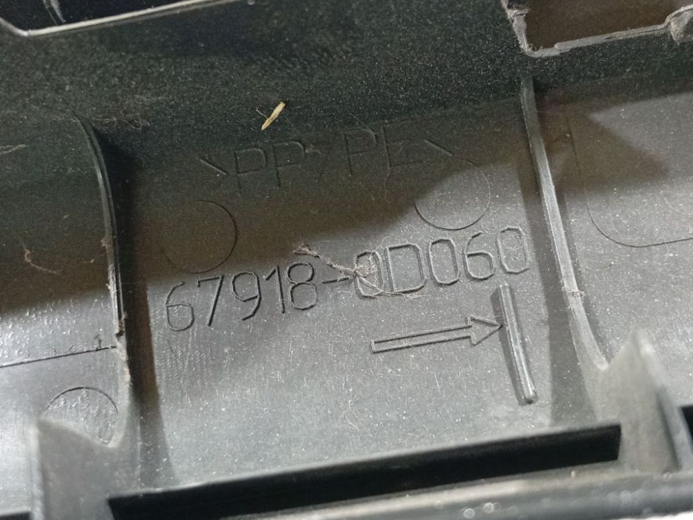 679180D060 Toyota Yaris 2007 Listwa wykończeniowa progowa wewnętrzna - TYLNE LEWE - Thumbnail 4