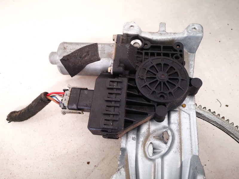 90521882 Opel Astra 2000 Window Motor - FRONT RIGHT