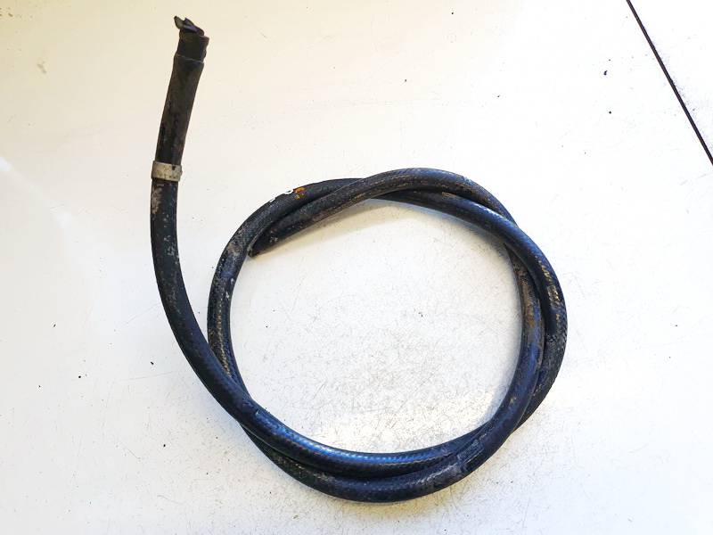 Toyota Avensis 2011 Wąż wodny