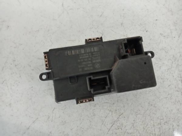 922678001 BMW 5-Series 2010 Heater Resistor (Heater Blower Motor Resistor) - Thumbnail 2
