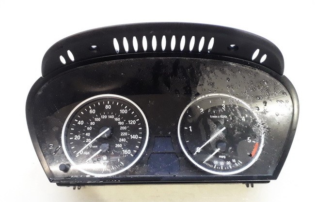 A2C53257079 BMW 5-Series 2007 Prędkościomierz – panel instrumentów