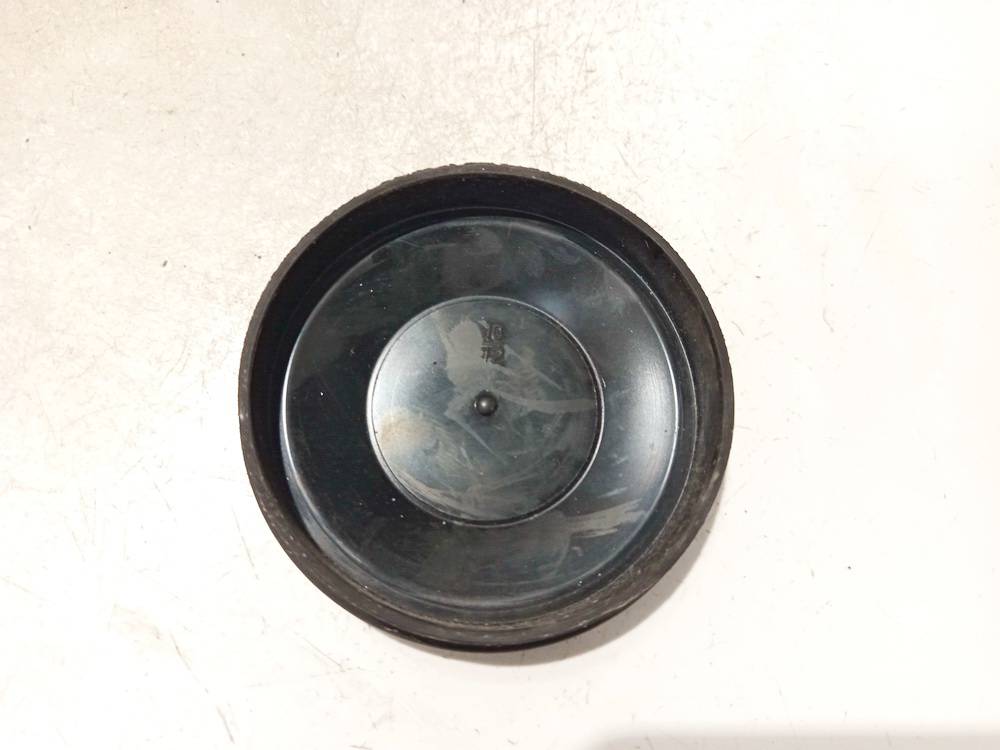 153874 Opel Zafira 2001 Headlight bulb dust cover cap - FRONT