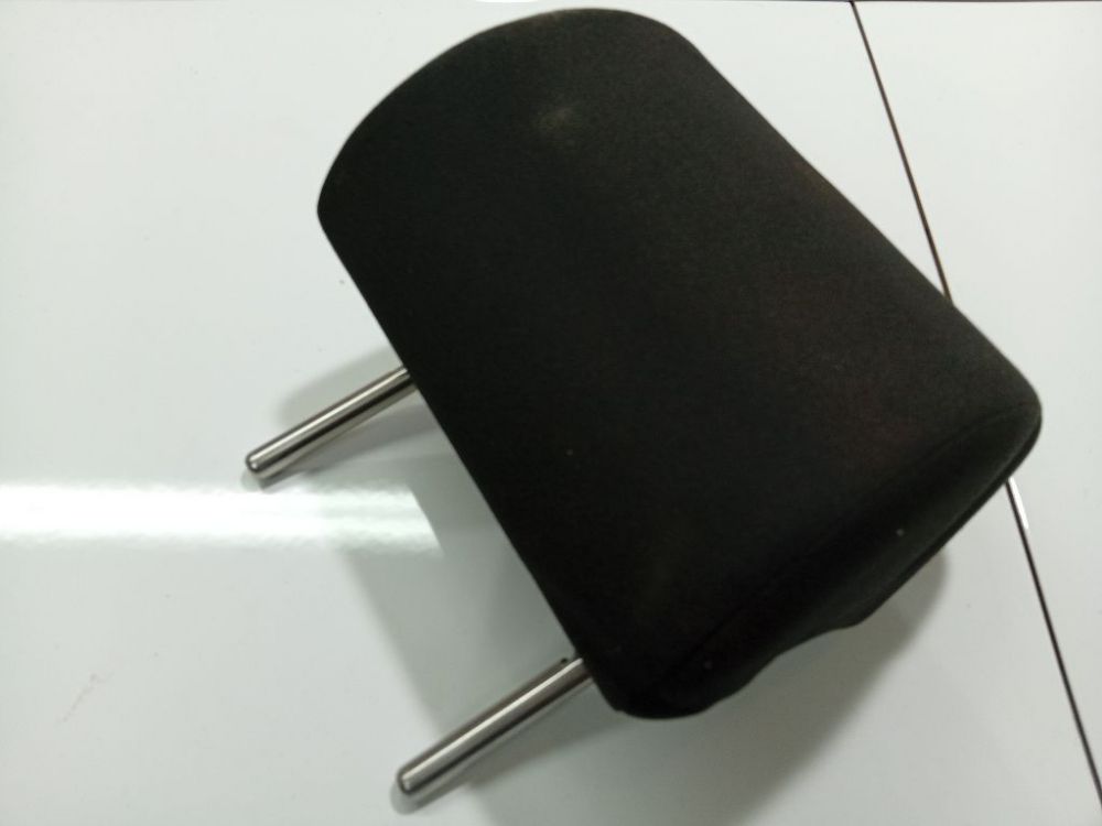 Volkswagen Passat 2006 Sedynes galvos atlosas (galvos atrama)