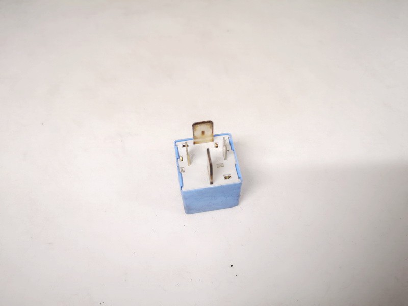 250102 used Relay module Fiat Ulysse 2006 2.2L EIS01237701 Used