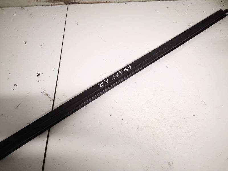 Skoda Octavia 2005 Duru stiklo juostele P.D.