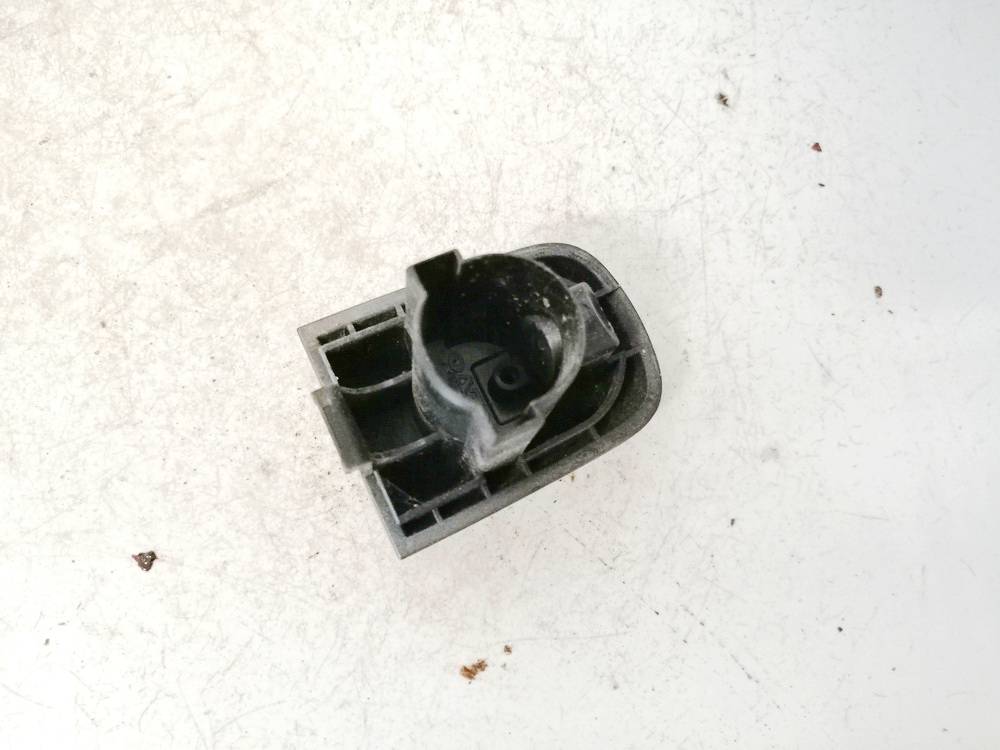 30663673 Volvo V50 2005 Durvju roktura vāciņš - Thumbnail 3