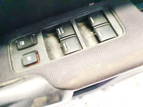 Honda CR-V 2008 Loga vadības poga (loga pacēlāja pogas)