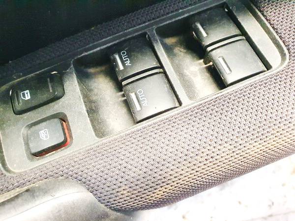 Honda CR-V 2008 Loga vadības poga (loga pacēlāja pogas) - Thumbnail 2