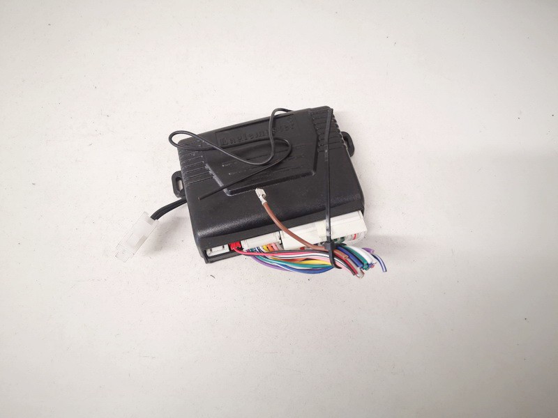 97RA0103516 Nissan Almera Tino 2001 Other computers