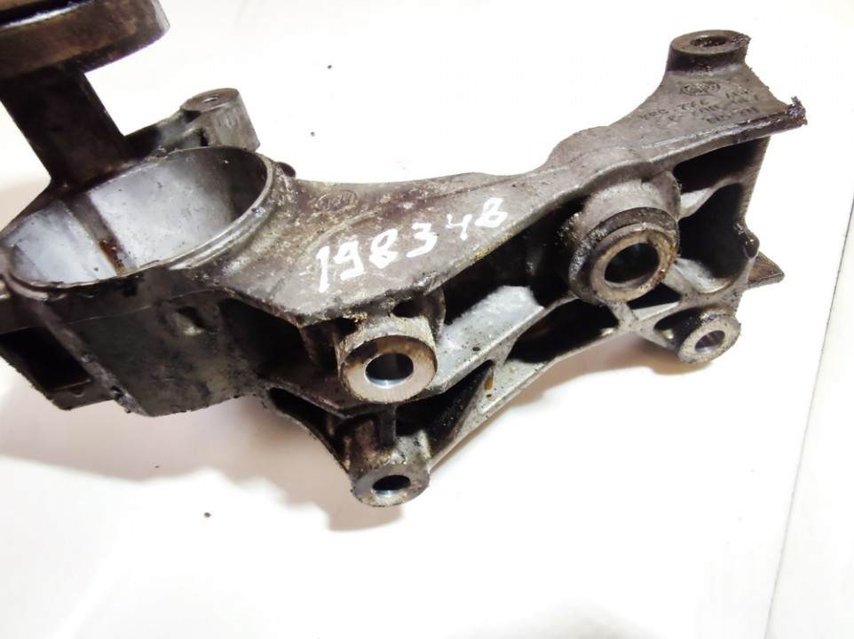 2300023 897222554 Engine Mount Bracket and Gearbox Mount Bracket Opel