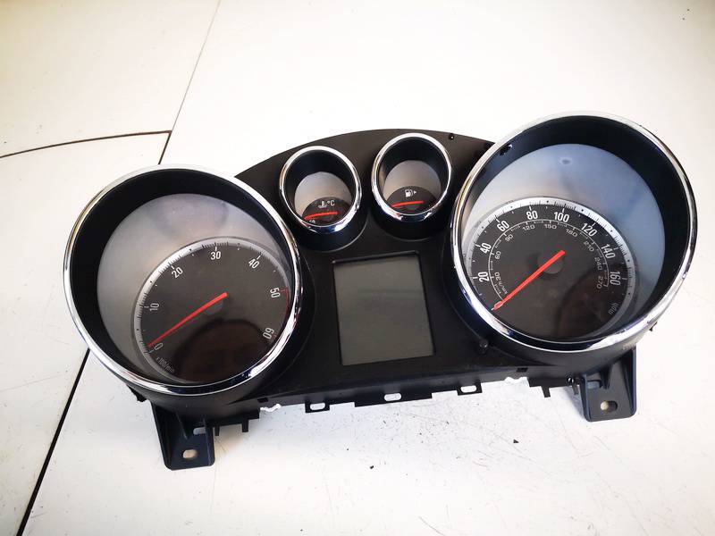 13374905 Opel Astra 2012 Spidometras - prietaisu skydelis