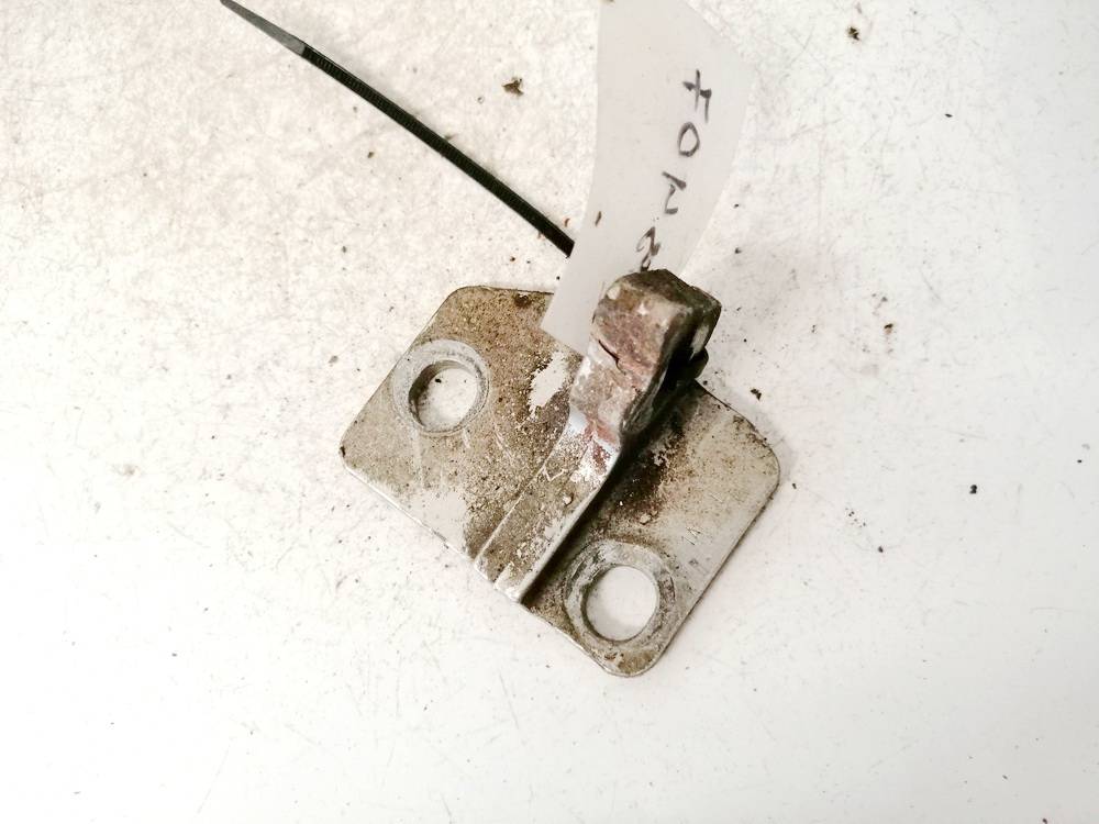 Volkswagen Passat 2008 Door Hinge - REAR