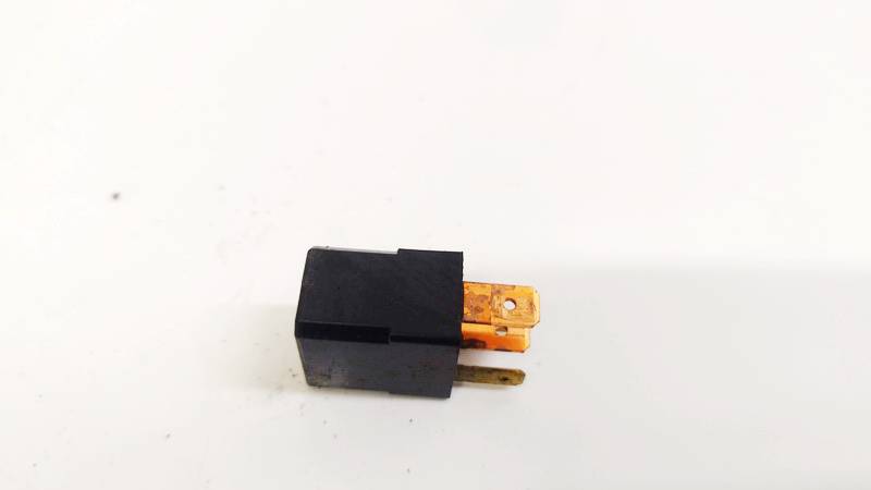 ACM33221 Mazda 2 2009 Relay module