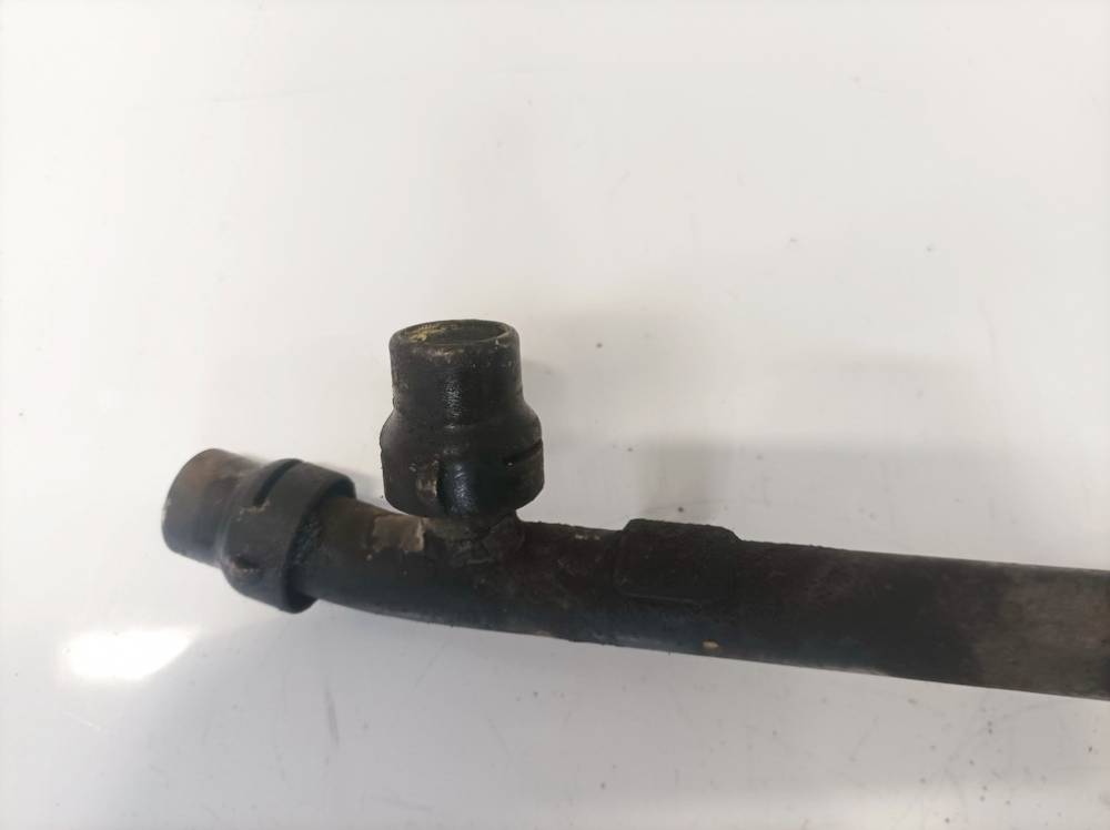 Audi A6 2005 Tuyau de liquide de refroidissement solide - Thumbnail 2